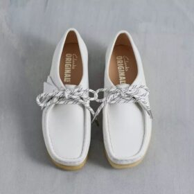Womens Wallabee White Grain Leather Womens Wallabee White Grain Leather